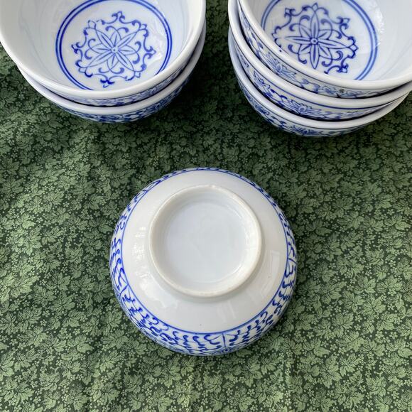 Set of 6 Blue Floral Porcelain Soup/Rice Bowls in Flawless Condition - Picture 3 of 6